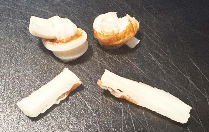 『ちくわ de なんちゃってタコ焼き』を作る写真