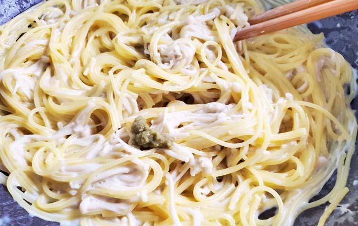 『偽善者のパスタ』を作る写真