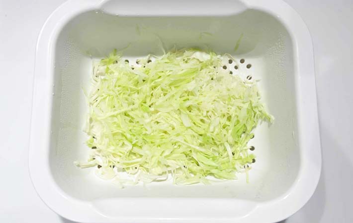 『お好み焼き風ちくわ』を作る写真