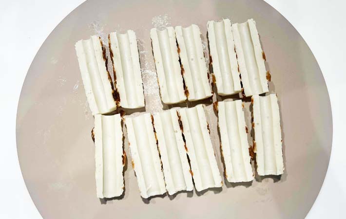 『お好み焼き風ちくわ』を作る写真