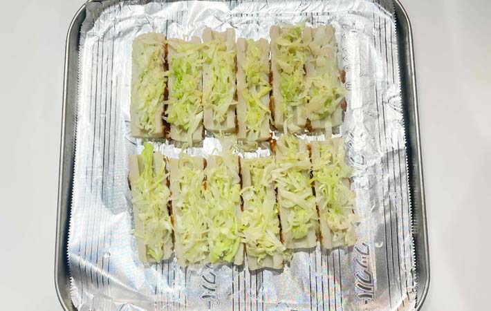 『お好み焼き風ちくわ』を作る写真