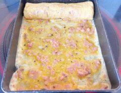ブラックペッパーと粉チーズの玉子焼きの写真