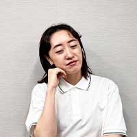 女性