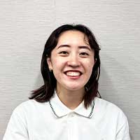 女性