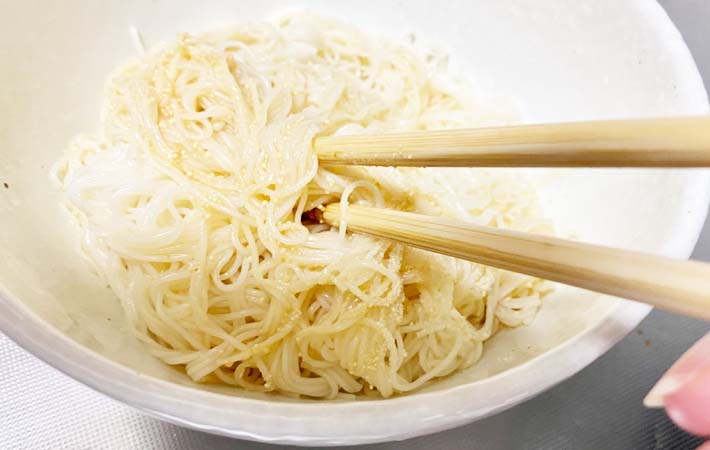 『やみつき！無限そうめん』を作る写真