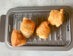 豆腐ドーナツを作る写真