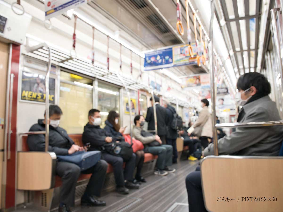 電車内の画像