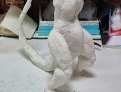 石粉粘土でできたゴジラ