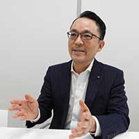 重政周之さん