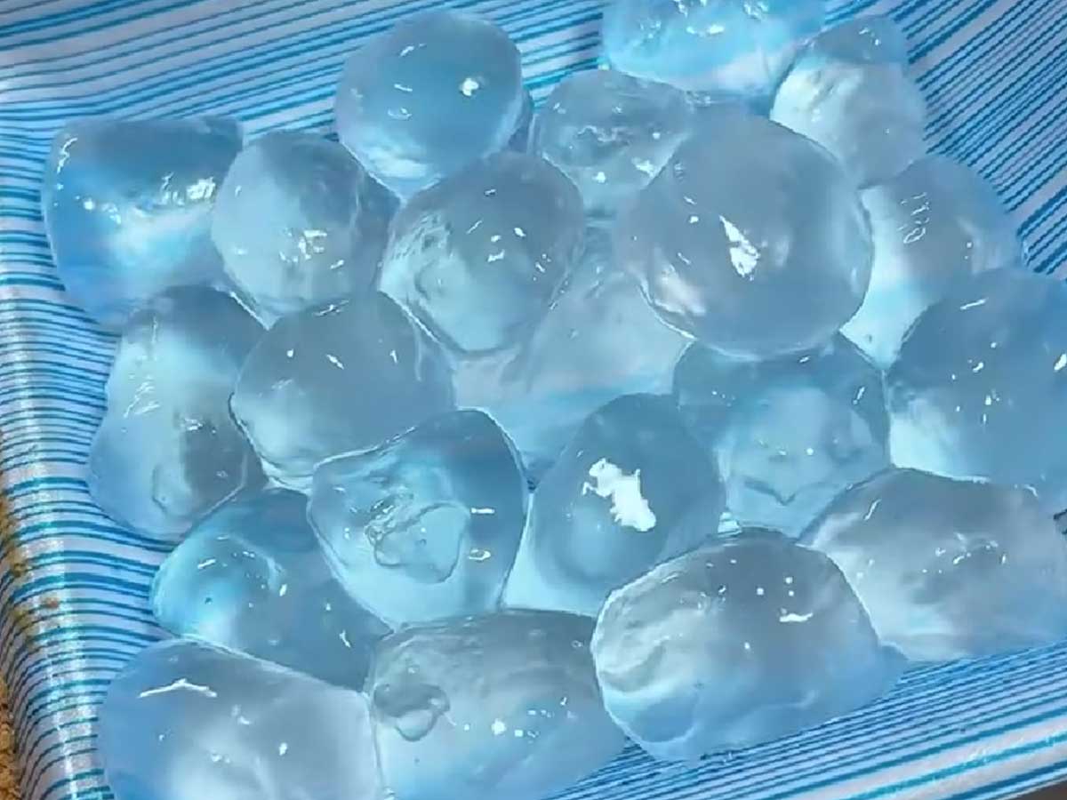 わらび餅の画像