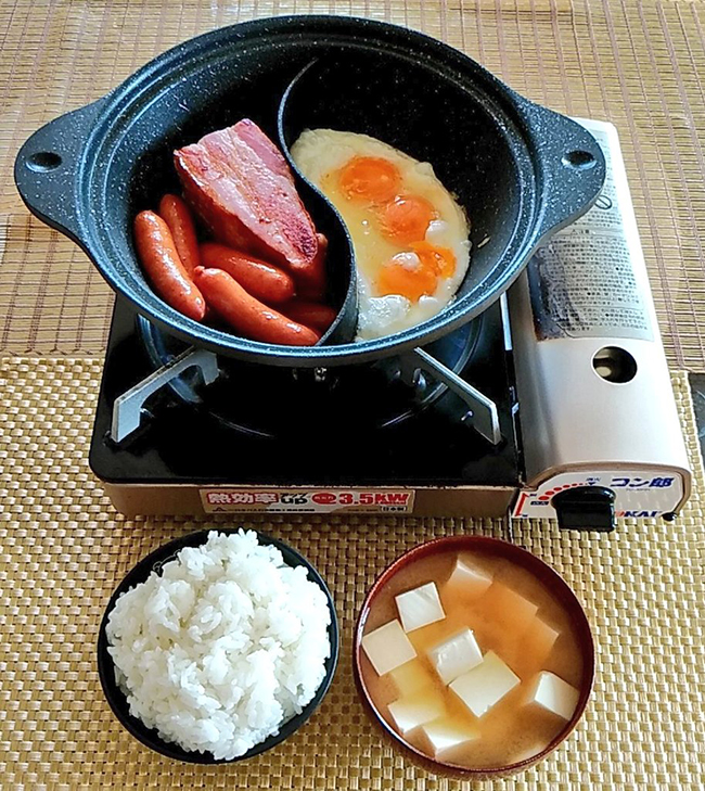 朝食