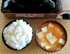 朝食