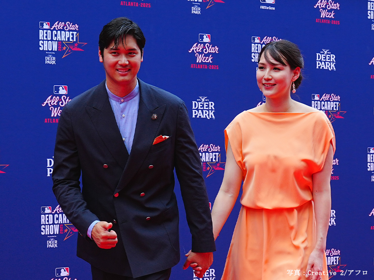 大谷翔平選手と、妻・真美子さん