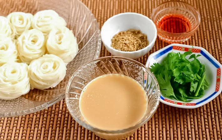 そうめんと豆乳割りの写真