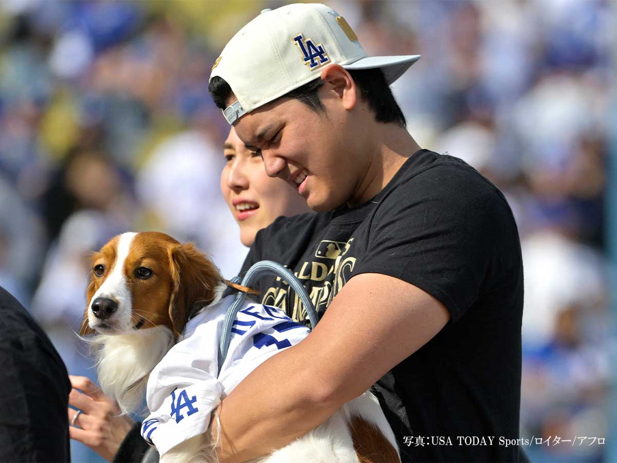 大谷翔平とデコピンの画像