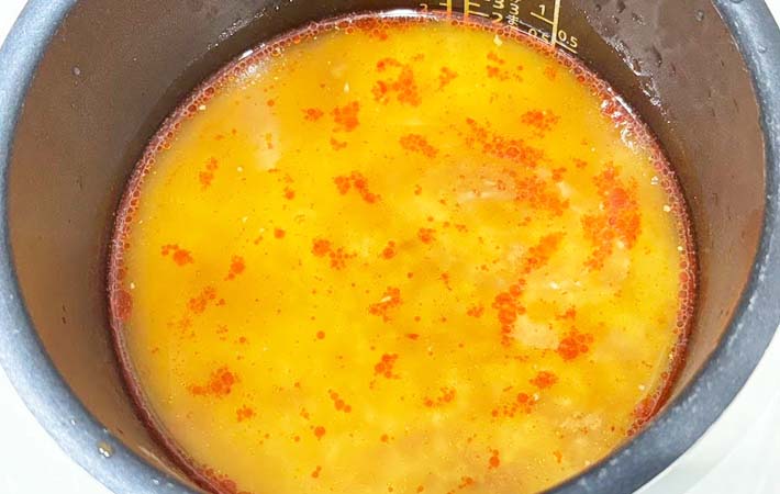 『麻婆豆腐炊き込みご飯』を作る写真