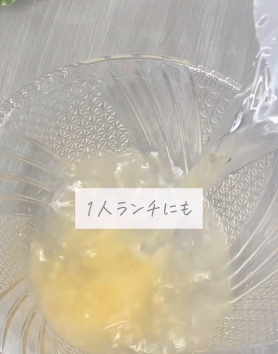 汁を作っている様子