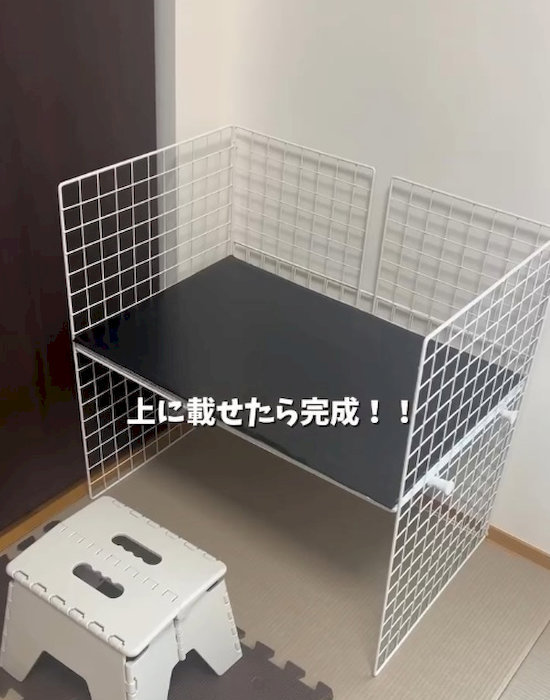 完成した子供用のデスク