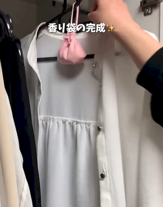 クローゼットにかけた様子