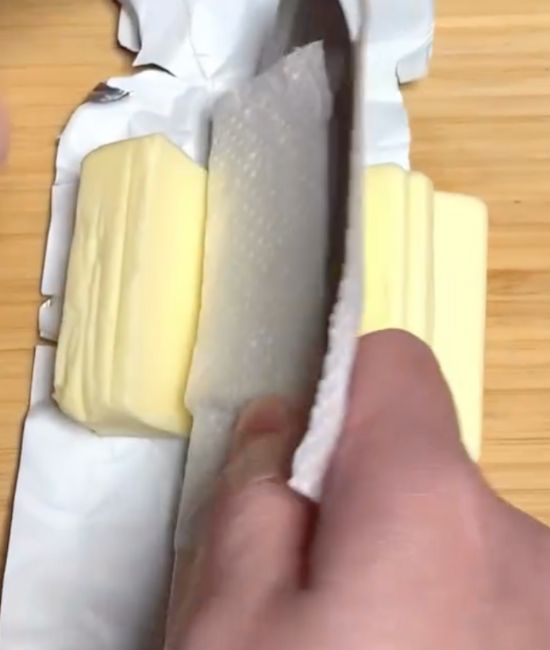 バターがきれいに切れた様子