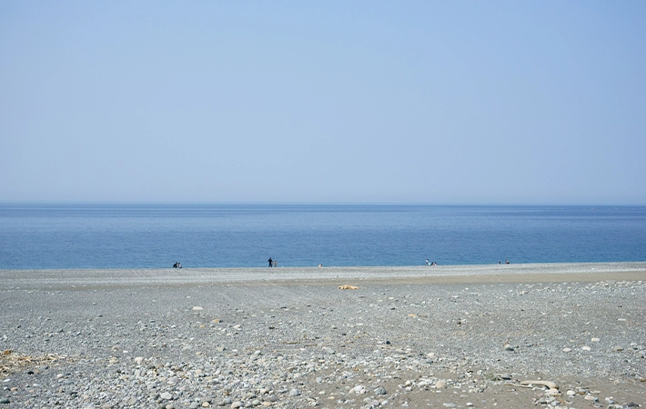 ヒスイ海岸でヒスイを見分ける４つのポイント