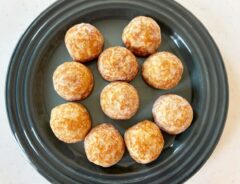『つけたこ焼き（さっぱりつゆだれ）』を作る写真