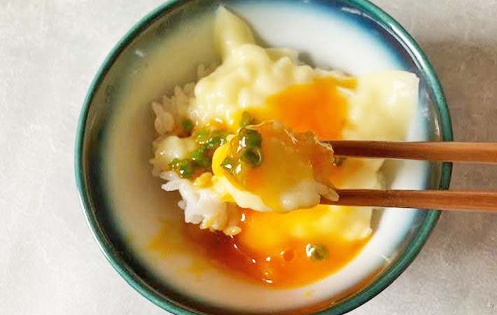 『チーズ乗せ卵かけご飯』の完成写真