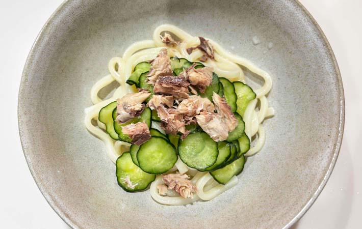 『冷や汁風うどん』を作る写真