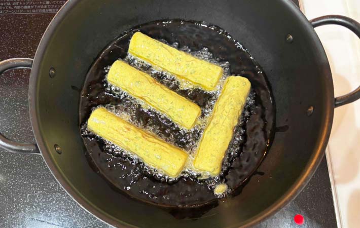 『ちくわのカレー風味磯辺揚げ』を作る写真