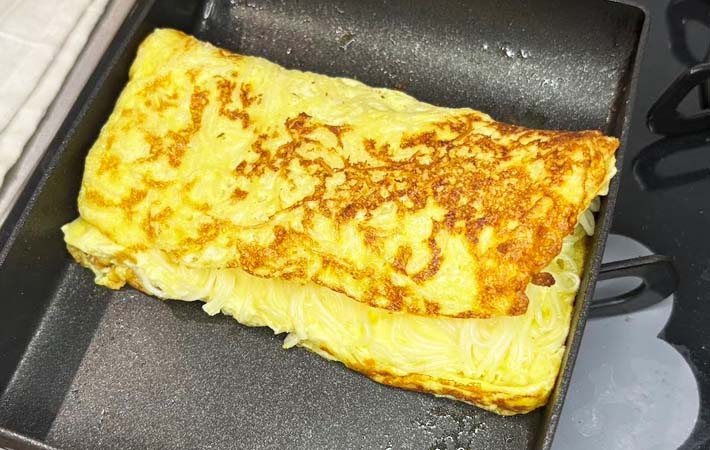 『そうめんフレンチトースト』　を作る写真