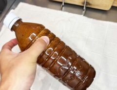 『ダルゴナコーヒー』を作る写真