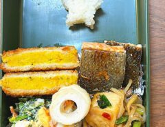 お弁当の写真