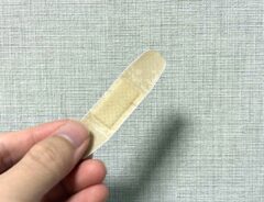 絆創膏の画像
