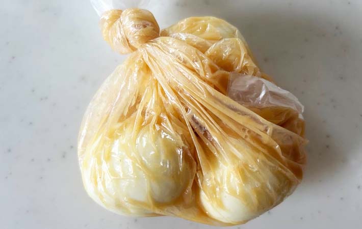 『味噌味玉』を作る写真