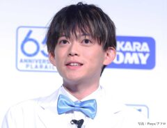 松丸亮吾の写真