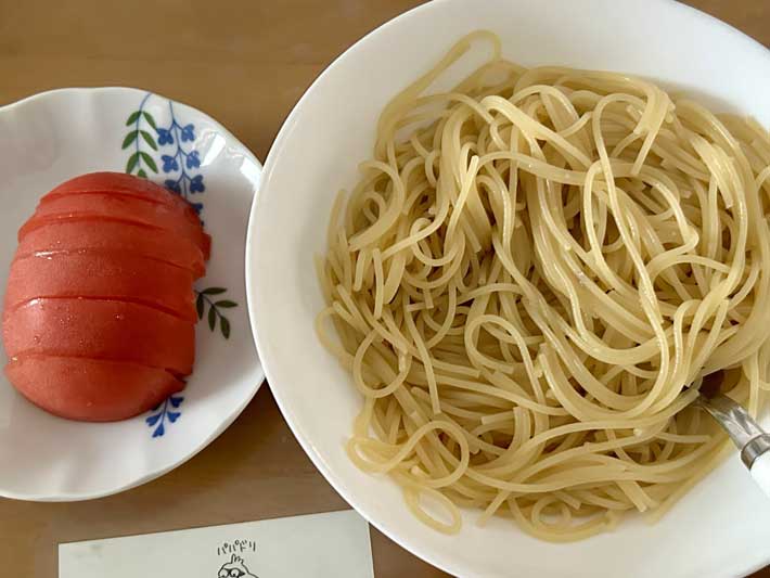 トマトとパスタ