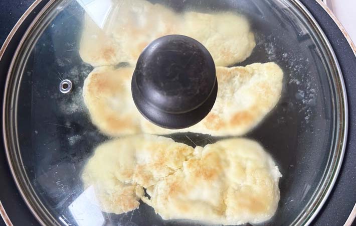 『ホットケーキミックスで簡単ナン』を作る写真