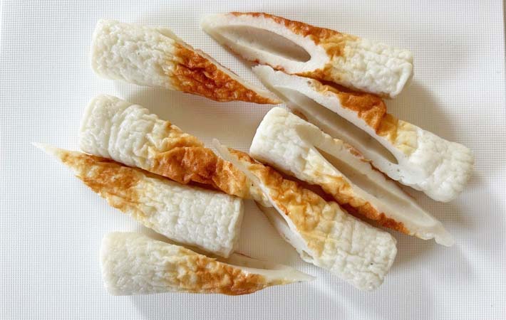『紅ショウガ入りちくわの磯辺焼き』を作る写真