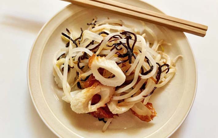 『モヤシとちくわの塩昆布和え』の完成写真