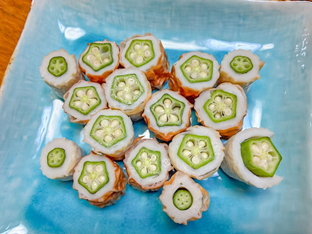 『ちくわ×オクラのやみつきから揚げ』を作る写真
