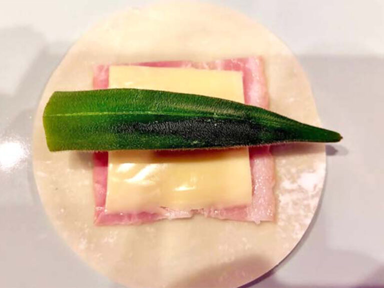 『オクラとベーコンチーズ餃子』の写真