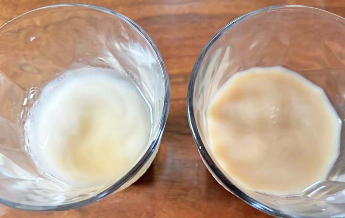 コーヒー氷と普通の氷の比較写真