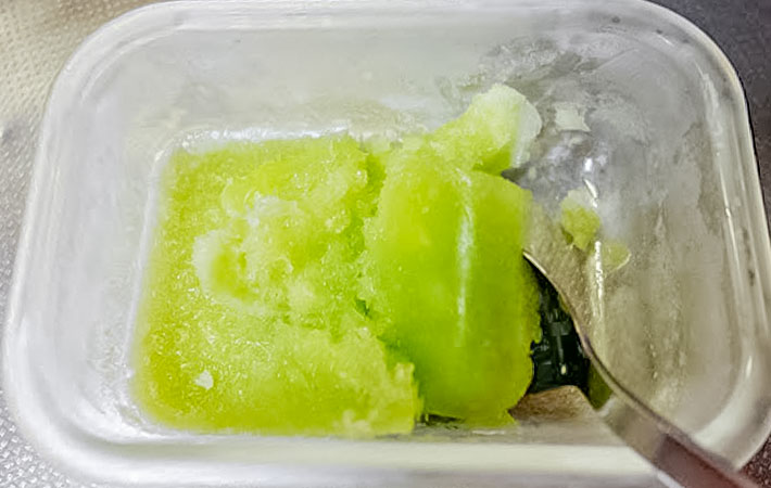 『メロン風味のシャーベット』を作る写真