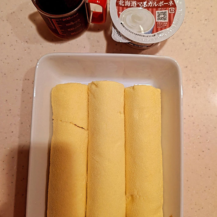 ロールケーキのアレンジの写真