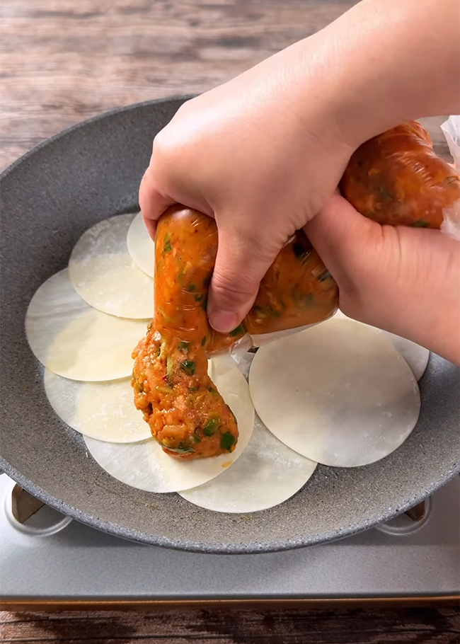 ドーナツ餃子の作り方