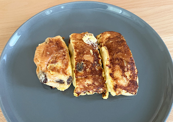 菓子パンでフレンチトースト