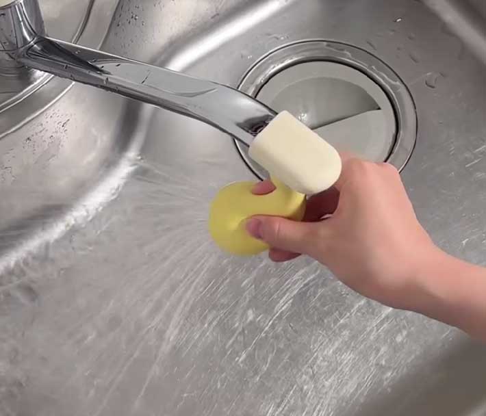 風船を取りつけた蛇口