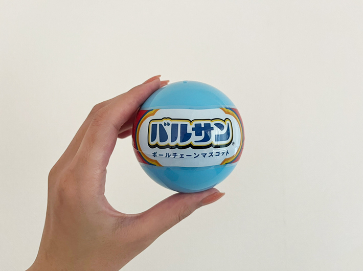 『バルサン ボールチェーンマスコット』