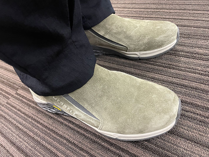スニーカーの画像