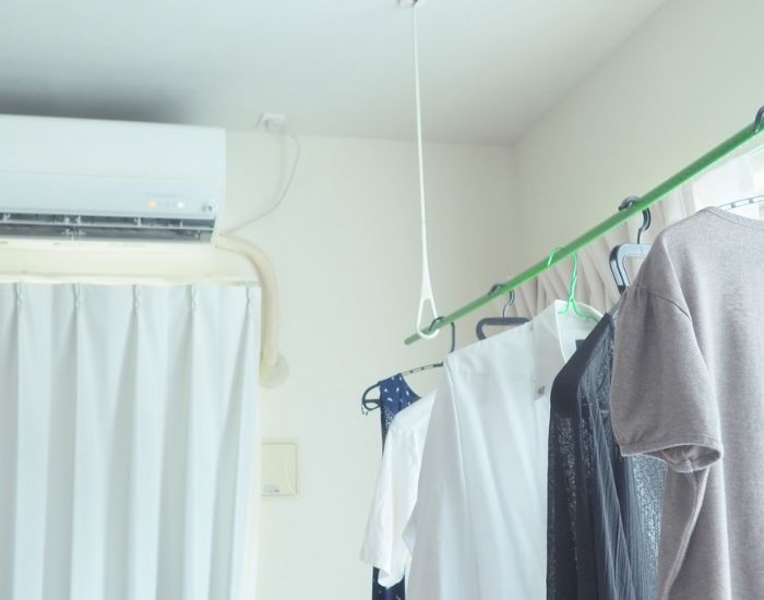 部屋干しをしている写真